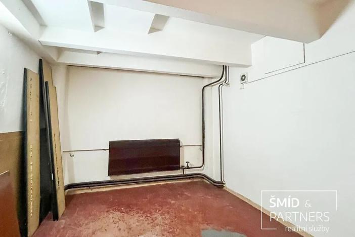 Pronájem komerční nemovitosti, Kolín, Husovo náměstí, 300 m2