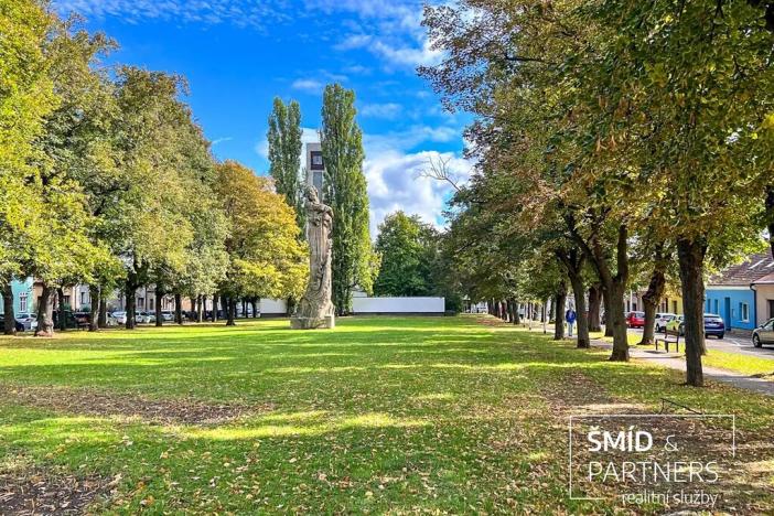 Pronájem komerční nemovitosti, Kolín, Husovo náměstí, 300 m2