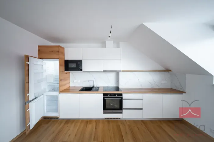 Pronájem bytu 2+kk, Humpolec, Masarykova, 74 m2