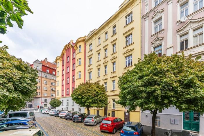 Prodej bytu 3+kk, Praha - Vršovice, Oblouková, 47 m2