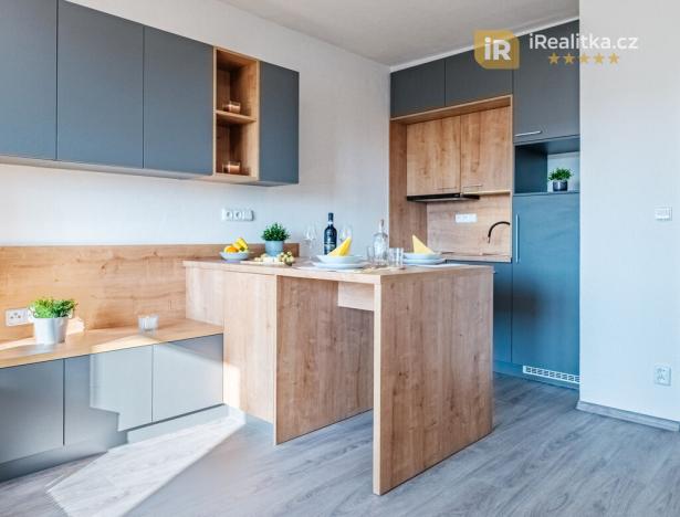 Prodej bytu 1+kk, Hradec Králové - Nový Hradec Králové, Brožíkova, 29 m2