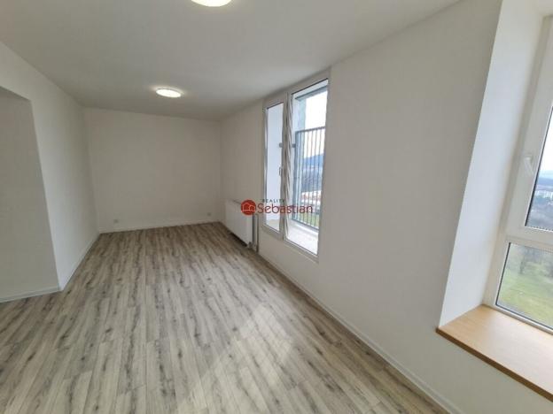 Pronájem bytu 3+1, Teplice - Trnovany, Antonína Sochora, 99 m2