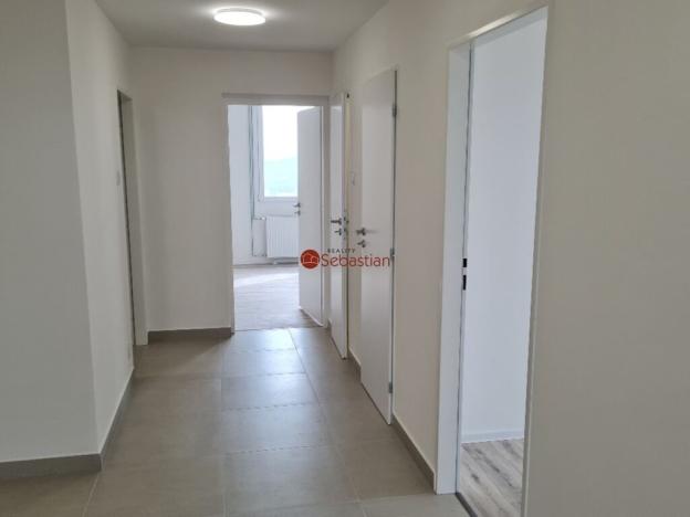 Pronájem bytu 3+1, Teplice - Trnovany, Antonína Sochora, 99 m2