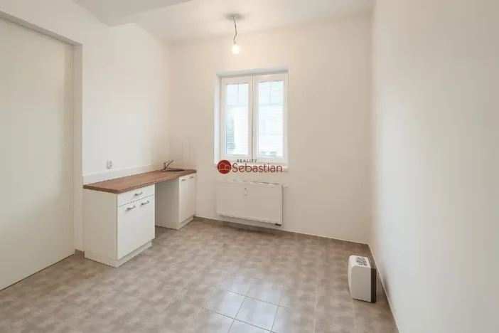 Pronájem kanceláře, Jičín, Dělnická, 17 m2