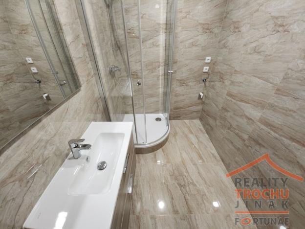 Prodej bytu 3+1, Hradec Králové, třída Edvarda Beneše, 98 m2