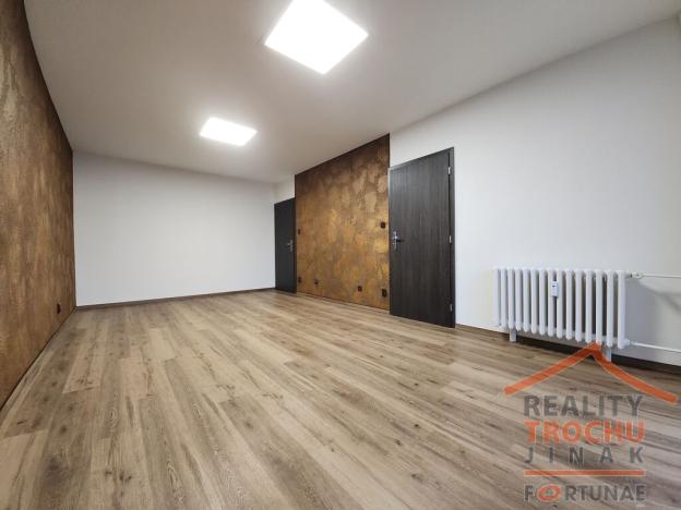 Prodej bytu 3+1, Hradec Králové, třída Edvarda Beneše, 98 m2