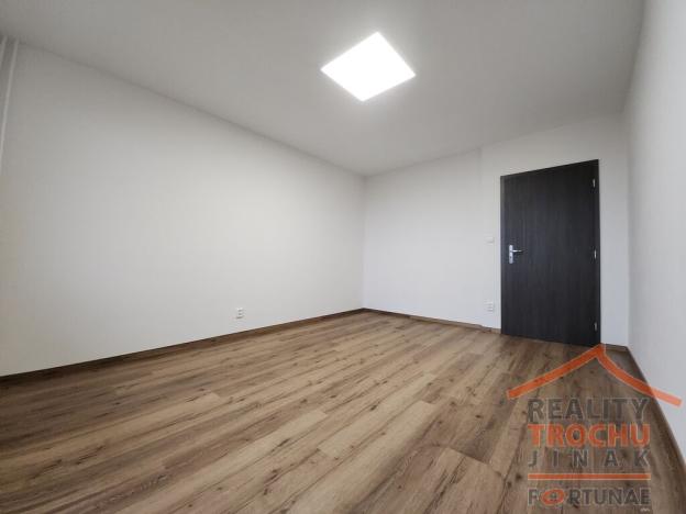 Prodej bytu 3+1, Hradec Králové, třída Edvarda Beneše, 98 m2