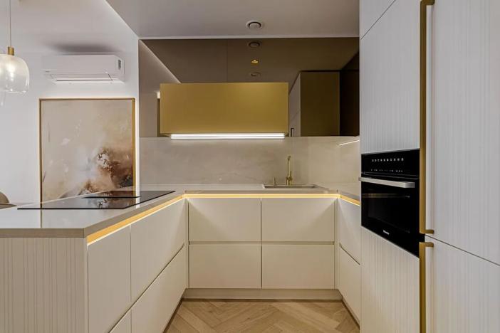 Pronájem bytu 2+kk, Praha - Staré Město, U milosrdných, 69 m2