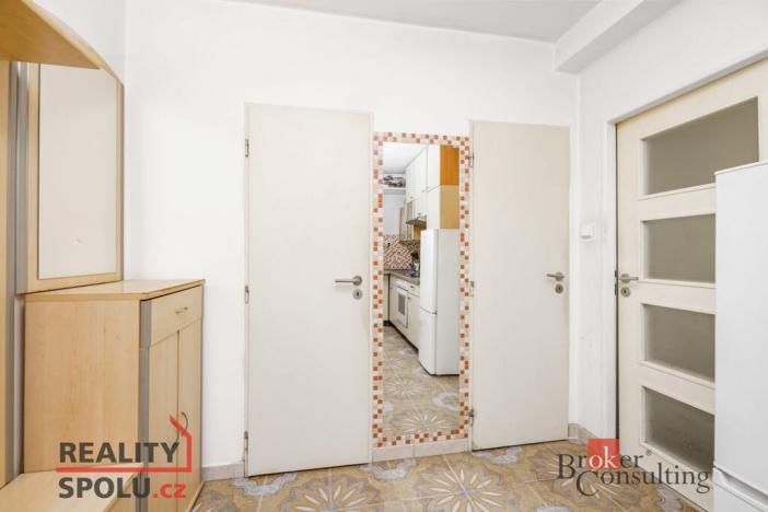 Prodej bytu 2+1, Praha - Modřany, K otočce, 53 m2