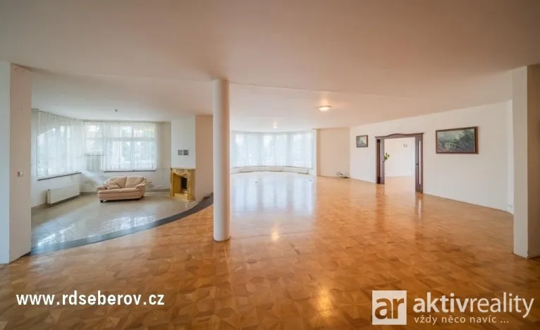 Prodej obchodního prostoru, Praha - Šeberov, K Hrnčířům, 1093 m2