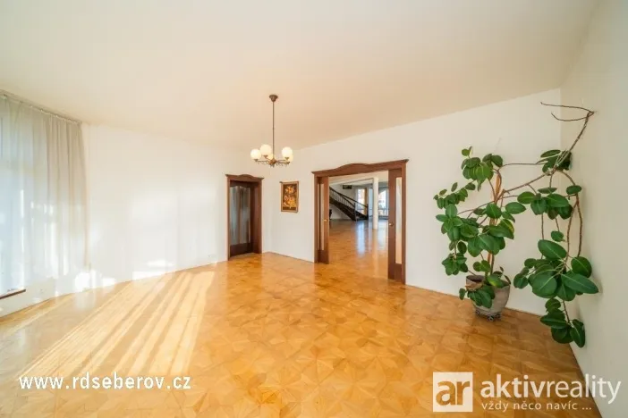 Prodej obchodního prostoru, Praha - Šeberov, K Hrnčířům, 1093 m2