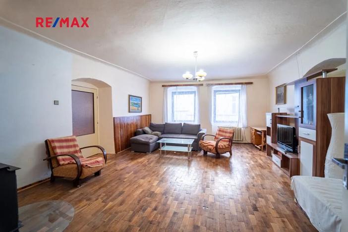 Prodej rodinného domu, Kutná Hora, Jungmannovo náměstí, 200 m2