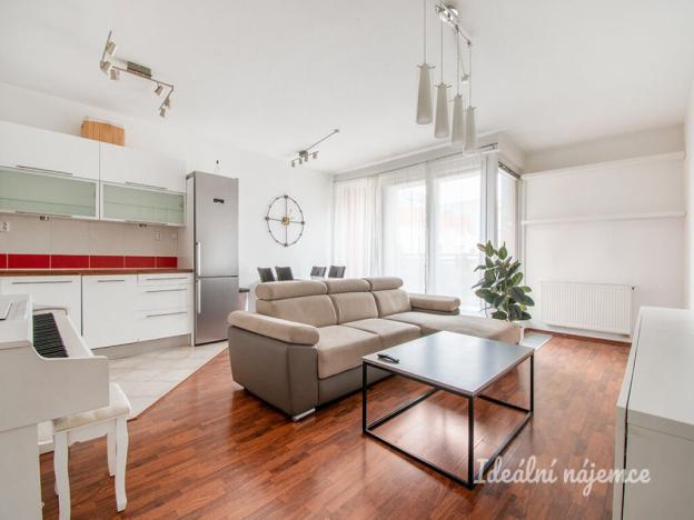 Pronájem bytu 2+kk, Praha - Pitkovice, K dálnici, 70 m2