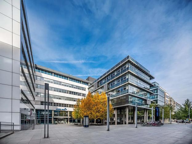 Pronájem kanceláře, Praha - Smíchov, Radlická, 430 m2