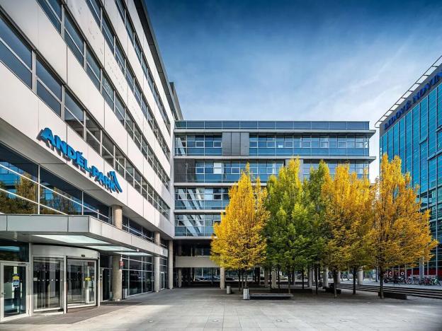 Pronájem kanceláře, Praha - Smíchov, Radlická, 430 m2