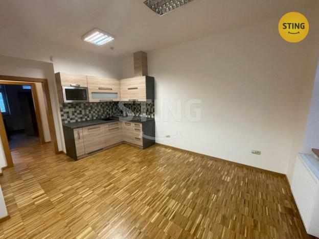 Pronájem kanceláře, Český Těšín, Smetanova, 65 m2