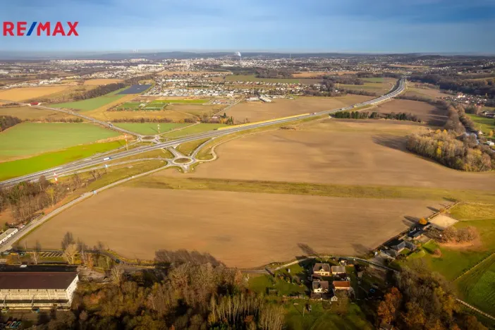 Prodej komerčního pozemku, Roudné, 37224 m2