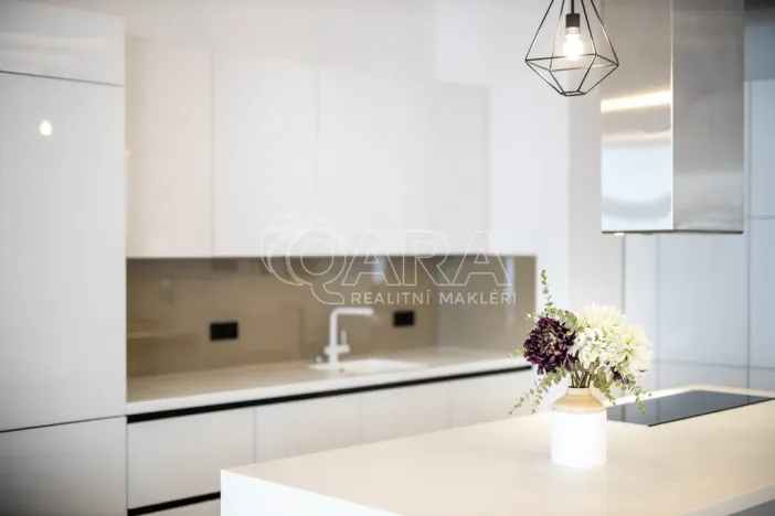 Pronájem bytu 3+kk, Praha, Truhlářská, 186 m2