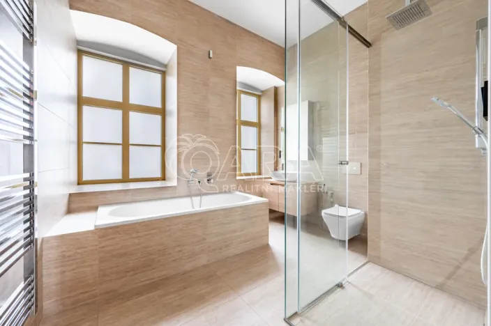 Pronájem bytu 3+kk, Praha, Truhlářská, 186 m2