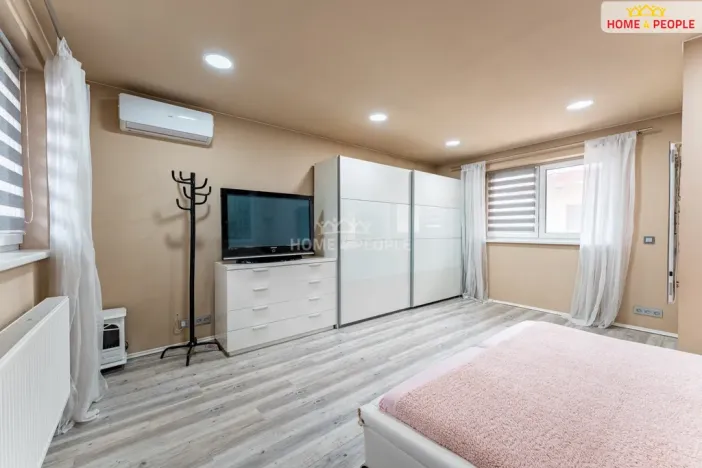 Prodej rodinného domu, Syrovice, 193 m2