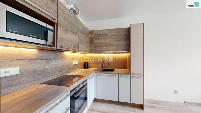 Prodej bytu 1+kk, Humpolec, Na Skalce, 35 m2