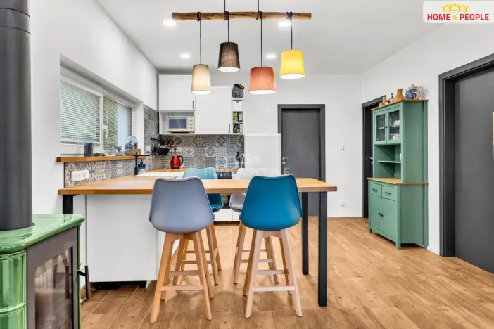 Prodej rodinného domu, Káraný, B. Němcové, 58 m2