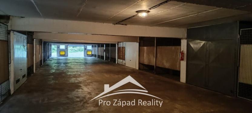 Prodej garáže, Plzeň, Ke Špitálskému lesu, 12 m2