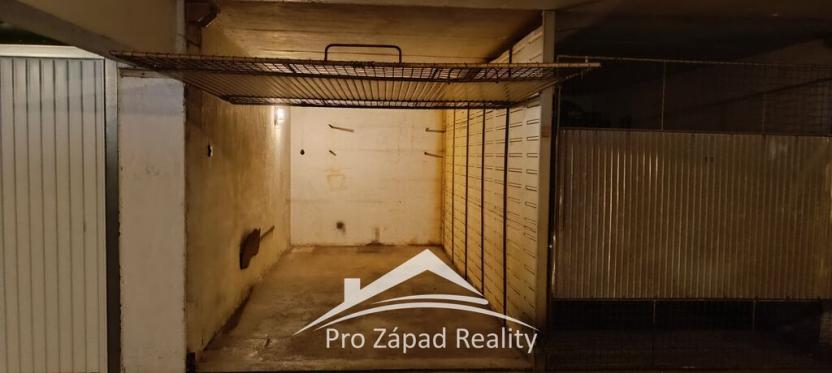 Prodej garáže, Plzeň, Ke Špitálskému lesu, 12 m2
