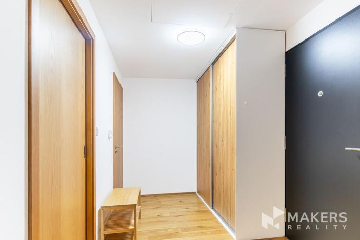 Pronájem bytu 2+kk, Praha - Karlín, Sokolova, 60 m2