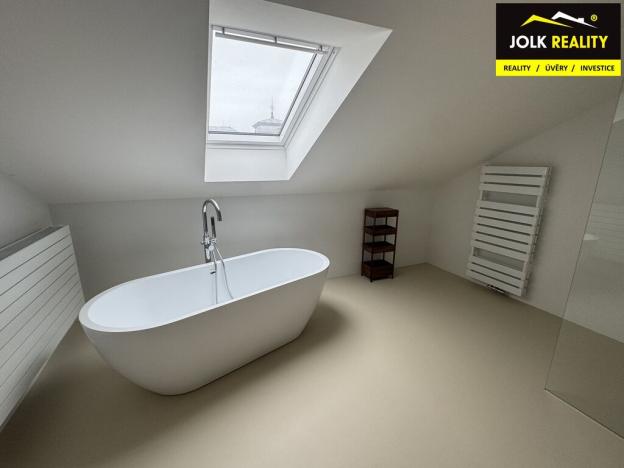 Pronájem bytu 3+kk, Opava, Rooseveltova, 91 m2