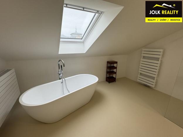 Pronájem bytu 3+kk, Opava, Rooseveltova, 91 m2