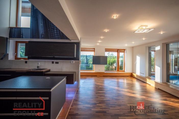 Prodej rodinného domu, Praha - Stodůlky, Za Mototechnou, 200 m2