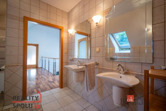 Prodej rodinného domu, Praha - Stodůlky, Za Mototechnou, 200 m2