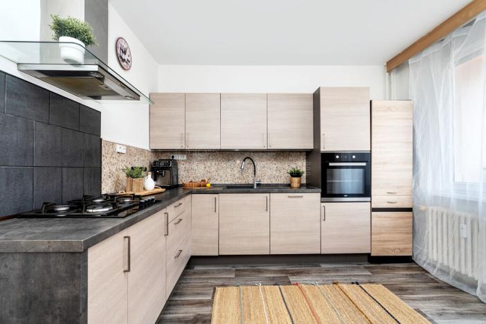 Prodej bytu 3+1, Hradec Králové - Nový Hradec Králové, třída Edvarda Beneše, 99 m2