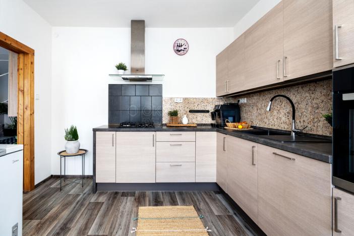 Prodej bytu 3+1, Hradec Králové - Nový Hradec Králové, třída Edvarda Beneše, 99 m2