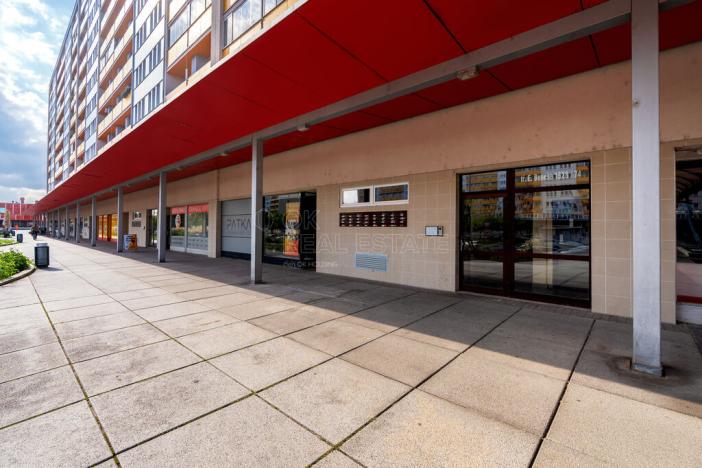 Prodej bytu 3+1, Hradec Králové - Nový Hradec Králové, třída Edvarda Beneše, 99 m2