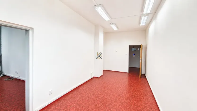Pronájem obchodního prostoru, Praha - Chodov, Roztylská, 450 m2