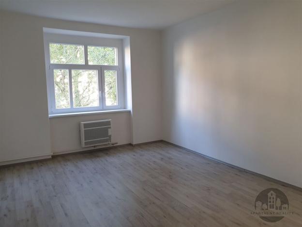 Pronájem bytu 2+1, Praha - Žižkov, Biskupcova, 55 m2