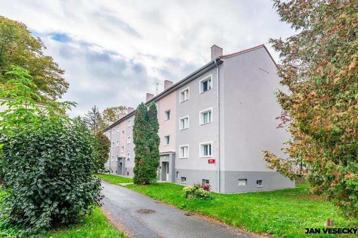 Pronájem bytu 2+1, Praha - Čakovice, Niská, 51 m2