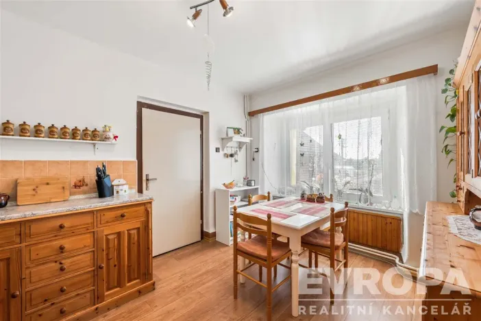 Prodej rodinného domu, Podhorní Újezd a Vojice - Vojice, 157 m2