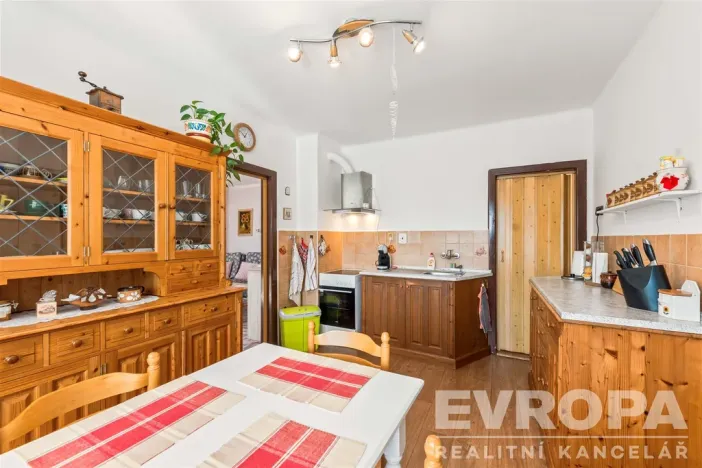 Prodej rodinného domu, Podhorní Újezd a Vojice - Vojice, 157 m2