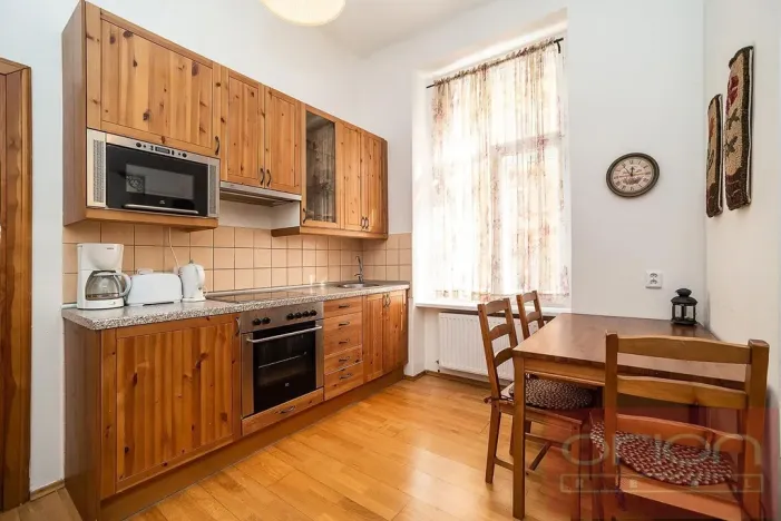 Pronájem bytu 2+kk, Praha - Karlín, Pernerova, 61 m2