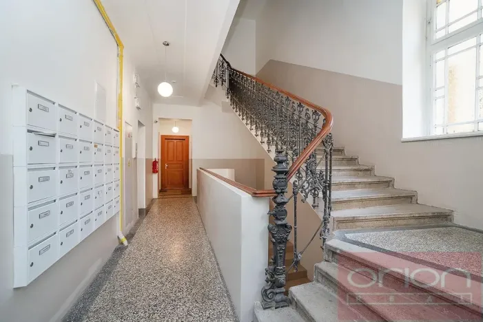 Pronájem bytu 2+kk, Praha - Karlín, Pernerova, 61 m2