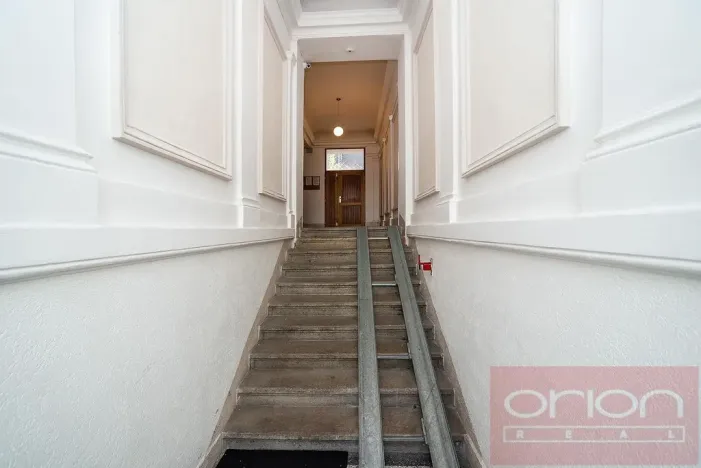 Pronájem bytu 2+kk, Praha - Karlín, Pernerova, 61 m2