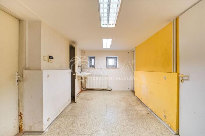 Prodej obchodního prostoru, Ostrava - Svinov, Bílovecká, 94 m2