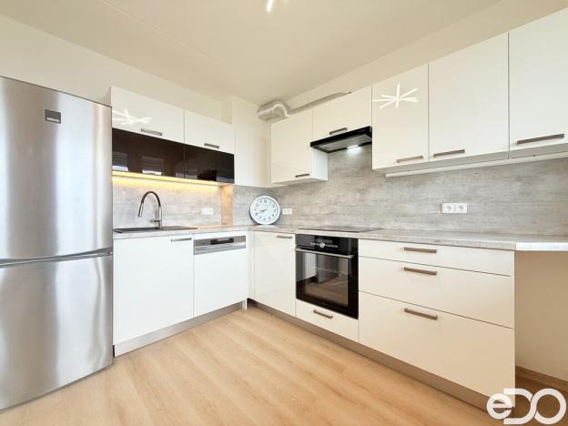 Pronájem bytu 3+kk, Praha, Vysočanská, 79 m2