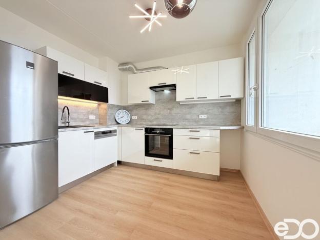 Pronájem bytu 3+kk, Praha, Vysočanská, 79 m2