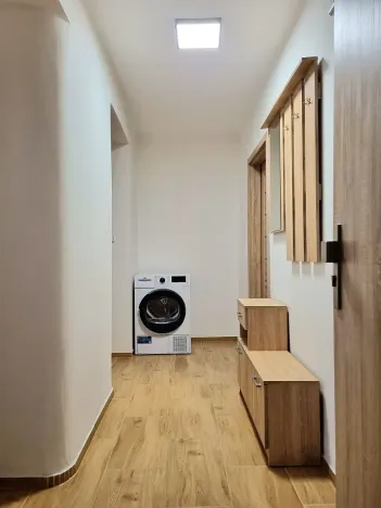 Prodej bytu 3+1, Hrobčice, 63 m2