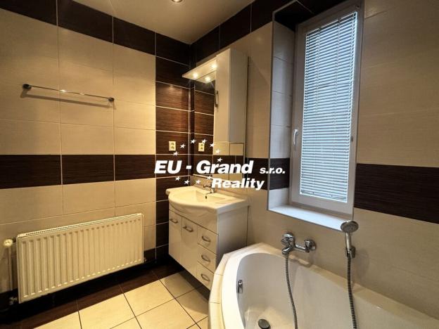 Pronájem bytu 3+1, Rumburk, Máchova, 100 m2