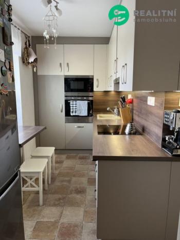 Prodej bytu 3+1, Police nad Metují - Velká Ledhuje, Ostašská, 65 m2